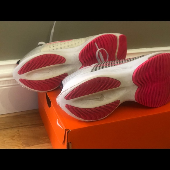 Nike AIR ZOOM TEMPO FK (GS) Size 4.5 - Picture 7 of 11